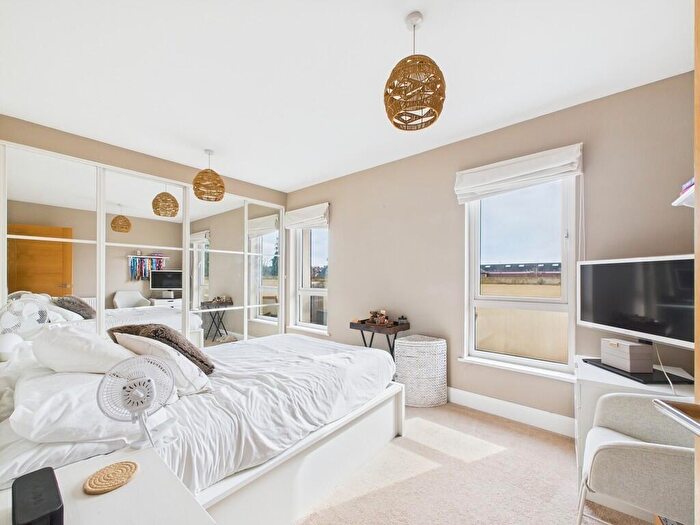 1 Bedroom Apartment For Sale In Queen Street, Horsham, RH13