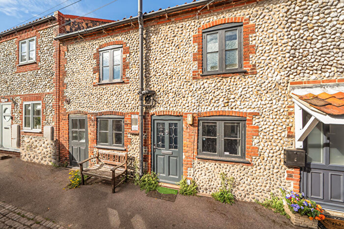 3 Bedroom Terraced House For Sale In & Barchams Yard, Sheringham, Norfolk, NR26