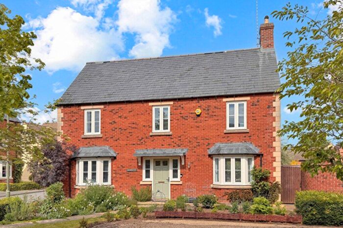 4 Bedroom Detached House For Sale In Beceshore Close, Moreton-In-Marsh, Glouceste Rshire, GL56