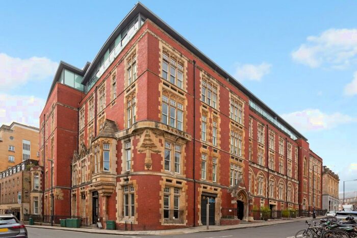 2 Bedroom Duplex To Rent In Unity Street Bristol, BS1