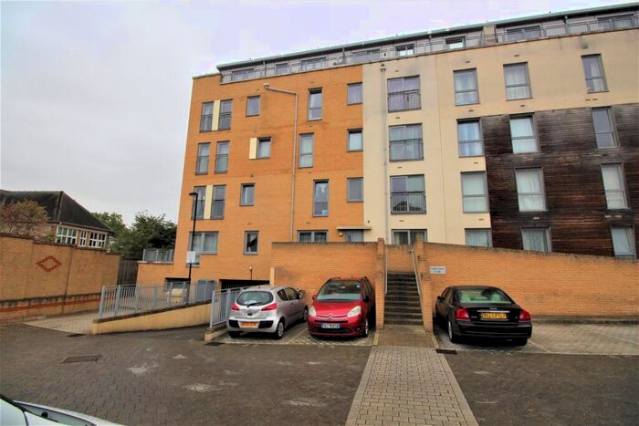 1 Bedroom Apartment To Rent In Domus Court, Fortune Avenue, Edgware, HA8