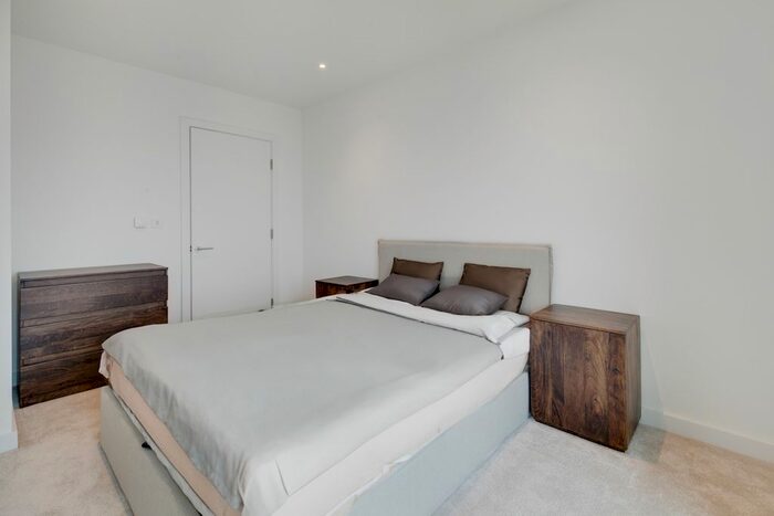 1 Bedroom Flat To Rent In Riverstone Heights, Reed Avenue, Bromley By Bow, E3