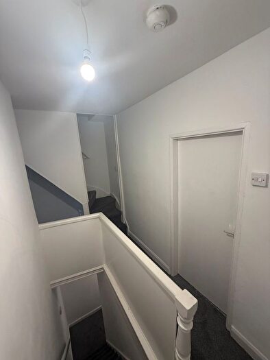 3 Bedroom Maisonette To Rent In Victoria Street, Mansfield, NG18