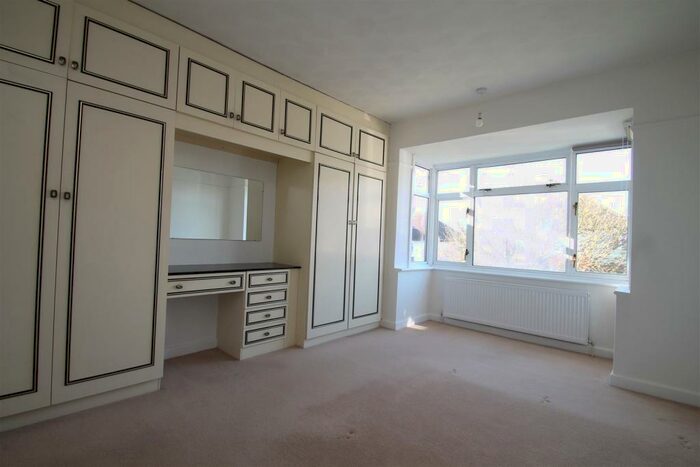3 Bedroom House To Rent In Baranscraig Avenue, Brighton, BN1