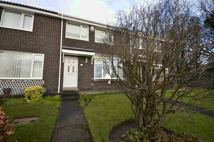 3 Bedroom Terraced House For Sale In Salcombe Gardens, Gateshead, NE9