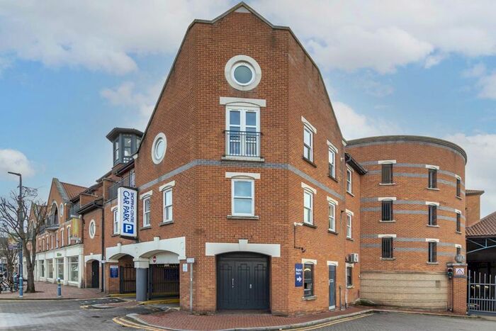 1 Bedroom Flat To Rent In Lacy Road, London, SW15