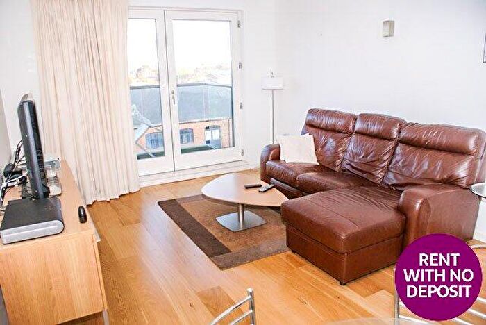 1 Bedroom Flat To Rent In Skyline Central, Goulden Street, Northern Quarter, Manchester, M4