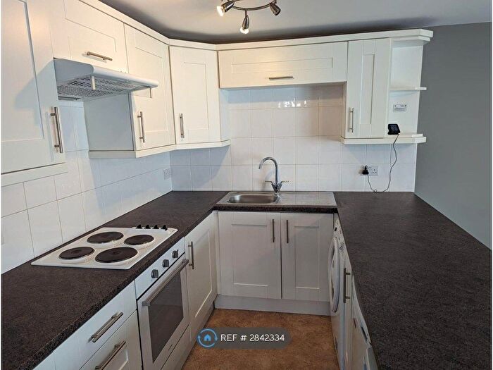 1 Bedroom Flat To Rent In Herald Close, Beeston, Nottingham, NG9