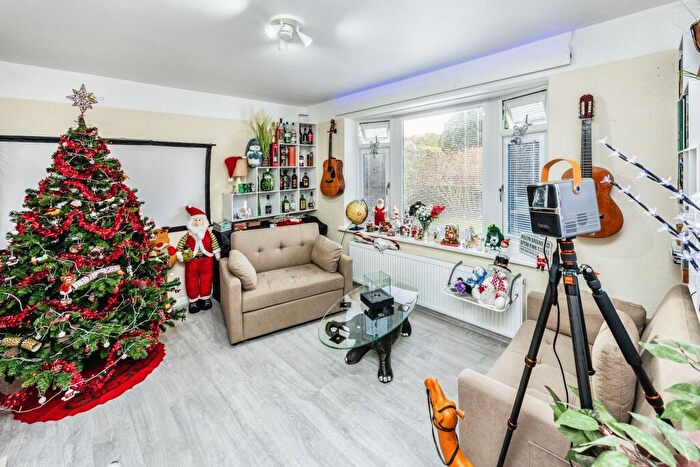 2 Bedroom Bungalow For Sale In Edge View, Golcar, Huddersfield, West Yorkshire, HD7