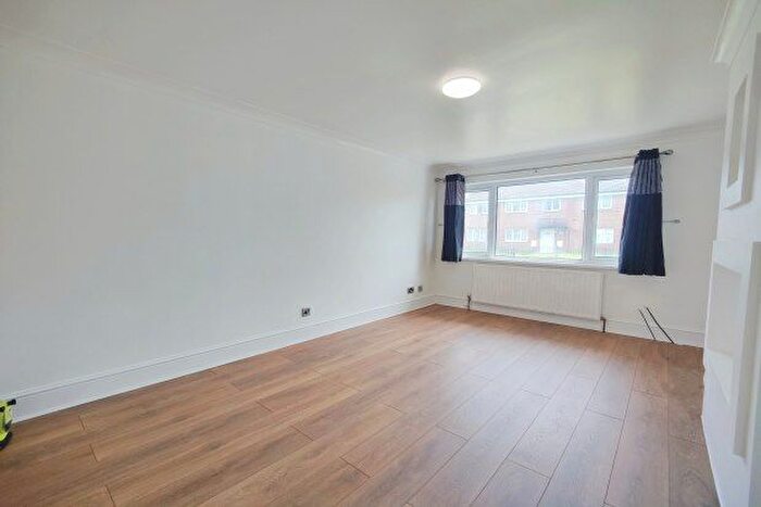 3 Bedroom Property To Rent In Round Moor Walk, Birmingham, B35