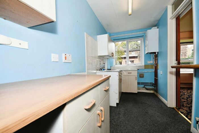 2 Bedroom Flat For Sale In Nether Edge Road, Sheffield, South Yorkshire, S7