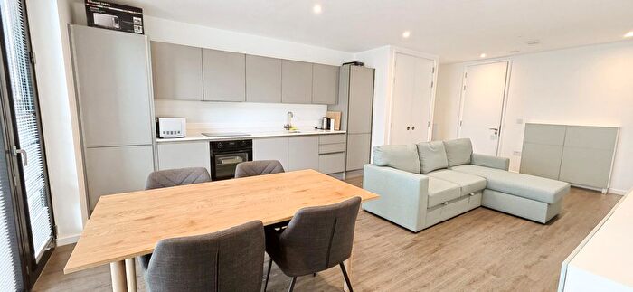 2 Bedroom Flat To Rent In Uptown, Marlstone Avenue, Manchester, M3