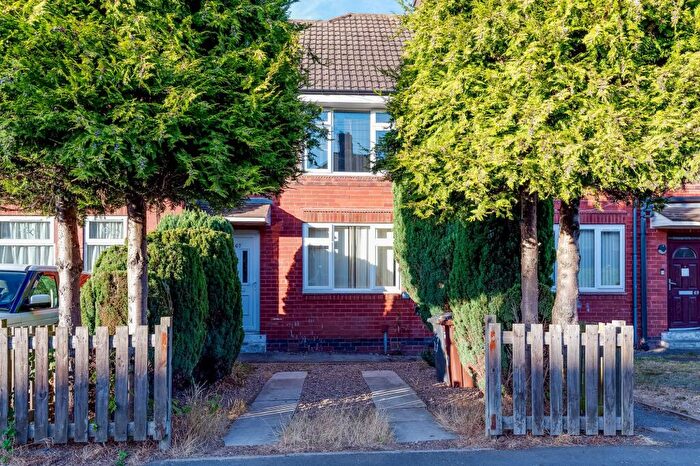 3 Bedroom Terraced House For Sale In Edenhall Road, Sheffield, S2