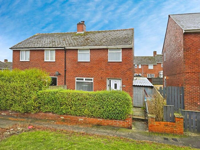 3 Bedroom Semi Detached House For Sale In Delvedere, Consett, Durham, DH8