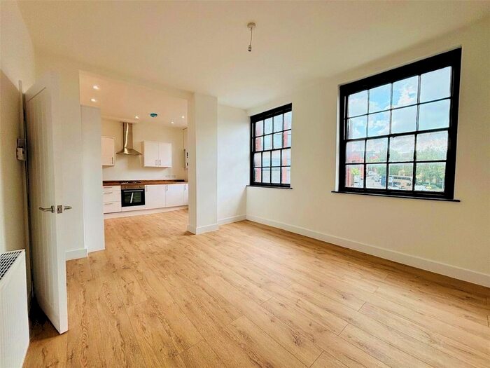 2 Bedroom Flat To Rent In Kingswell Street, Northampton, NN1