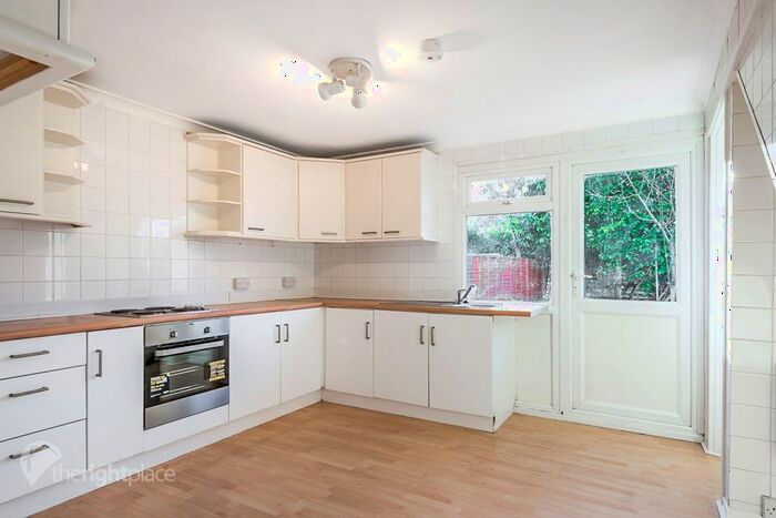 4 Bedroom Terraced House To Rent In Langland Road, Netherfield, Milton Keynes, MK6