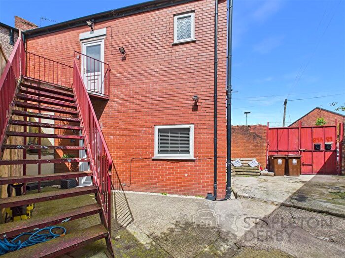 1 Bedroom Flat To Rent In Creswell Street, St. Helens, WA10