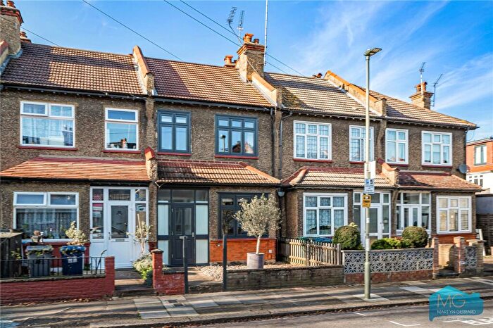 3 Bedroom Terraced House For Sale In Marne Avenue, London, N11