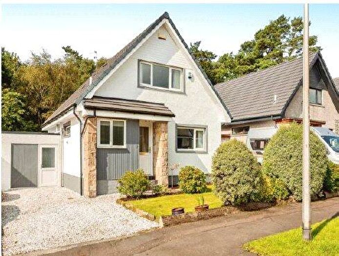 3 Bedroom Detached House For Sale In Duchess Drive, Helensburgh, Argyll And Bute, G84