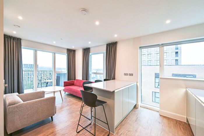 3 Bedroom Flat To Rent In Uncle Colindale, Colindale, London, NW9