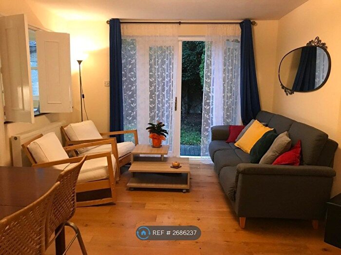 2 Bedroom Flat To Rent In Rousden Street, London, NW1