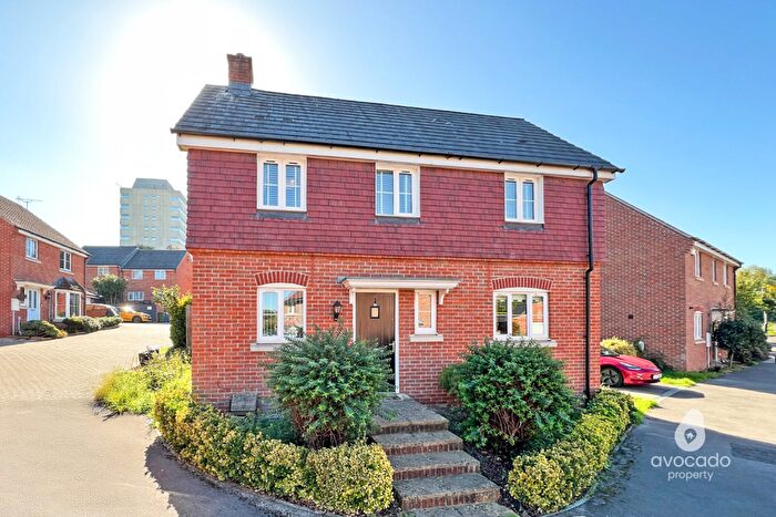 4 Bedroom Detached House For Sale In Crutchley Wood, Jennetts Park, Bracknell, RG12