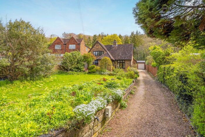 4 Bedroom Detached House For Sale In Westfields, Whiteleaf, Princes Risborough, HP27