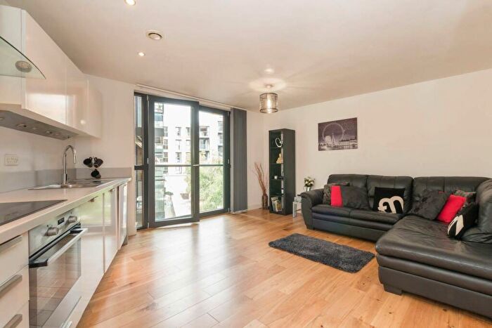 1 Bedroom Apartment To Rent In Southside, St. John's Walk, B5