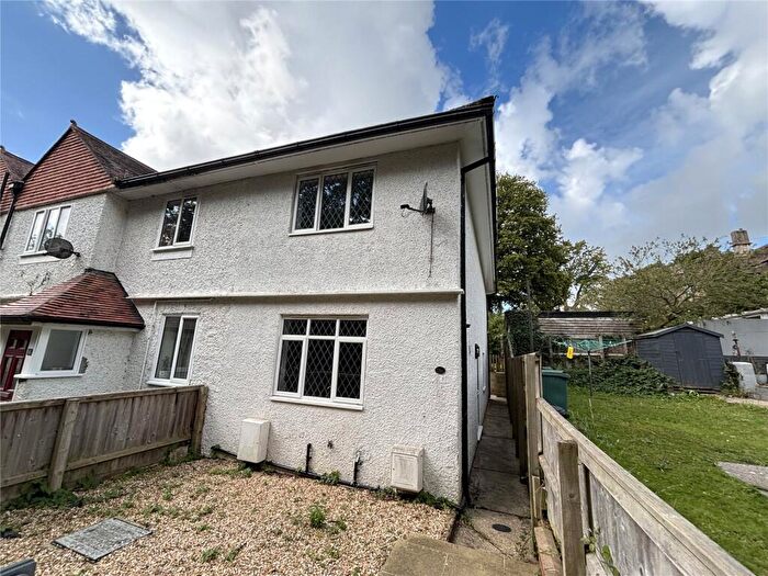 3 Bedroom Semi-Detached House For Sale In Albany View, Camp Hill, Newport, PO30