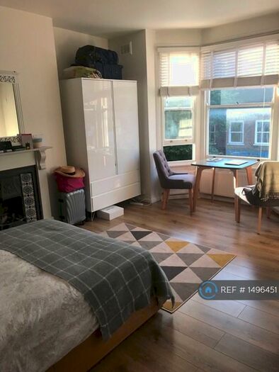 Studio To Rent In Mill Lane, London, NW6