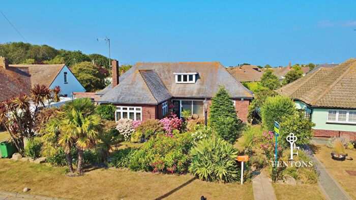 3 Bedroom Detached Bungalow For Sale In Audley Way, Frinton-On-Sea, CO13
