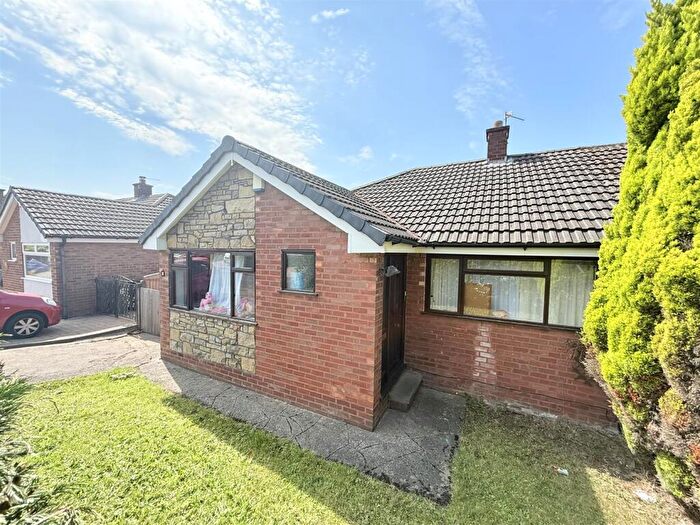 2 Bedroom Semi-Detached Bungalow For Sale In Salisbury Crescent, Ashton-Under-Lyne, OL6