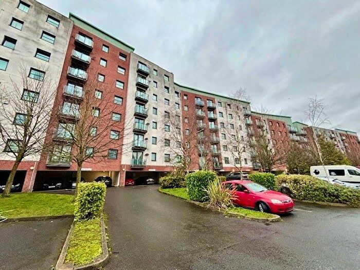 1 Bedroom Flat To Rent In Lower Hall Street, St. Helens, WA10