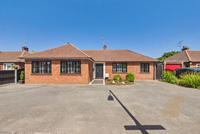 4 Bedroom Bungalow For Sale In The Commons, Colchester, CO3