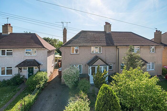 3 Bedroom Semi-Detached House For Sale In Penn Road, Rickmansworth, WD3
