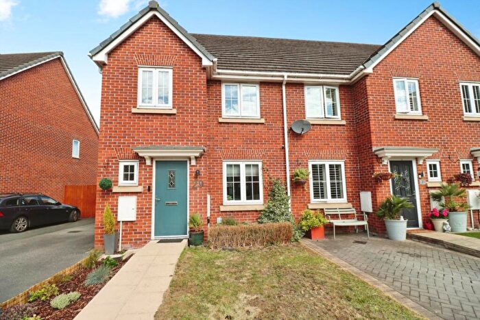 4 Bedroom Semi-Detached House For Sale In Sparks Croft, Port Sunlight, CH62