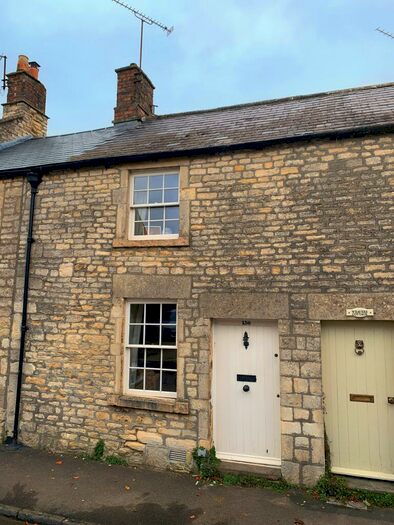 2 Bedroom Terraced House For Sale In High Street, Marshfield, Chippenham, SN14