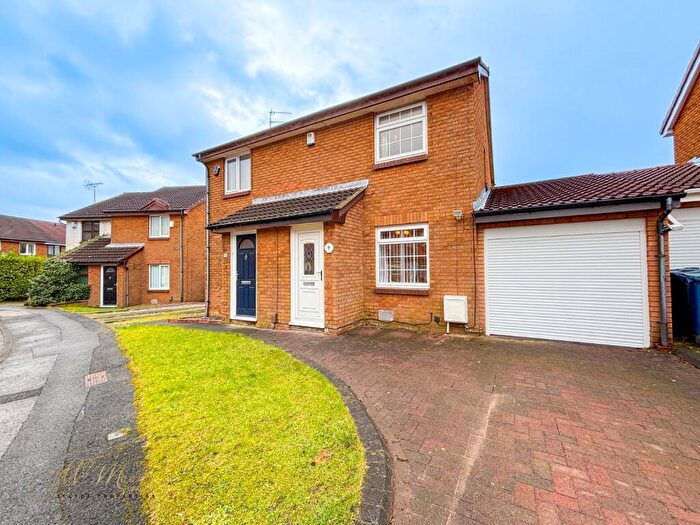 2 Bedroom Semi Detached House For Sale In Glengarvan Close, Lambton, Washington, Tyne And Wear, NE38