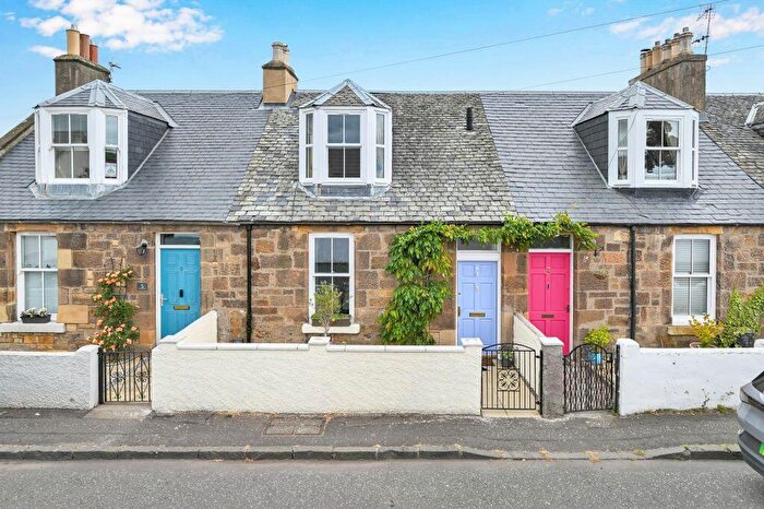 3 Bedroom Cottage For Sale In South Lorimer Place, Cockenzie, EH32