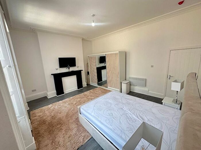 1 Bedroom Flat To Rent In Hope Street, Liverpool, L1