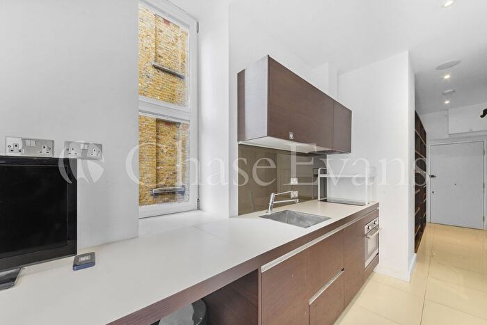 1 Bedroom Flat To Rent In Judd Street, Camden, London, WC1H