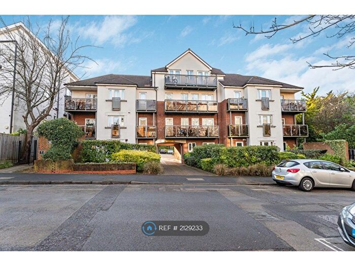 1 Bedroom Flat To Rent In Jubilee Court, Sutton, SM2