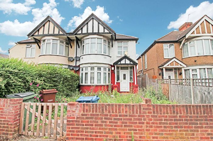 1 Bedroom Flat To Rent In Kenton Road, Harrow, HA3