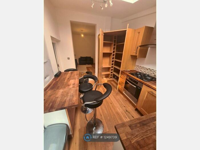 5 Bedroom Terraced House To Rent In Axminster Road, Islington, N7