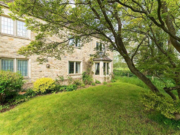 2 Bedroom Apartment For Sale In Prebendal Court, Station Road, Shipton-under-Wychwood, Chipping Norton, OX7