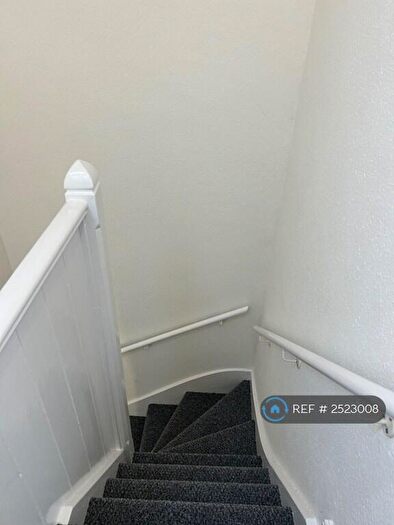 1 Bedroom Semi-Detached House To Rent In Mount Pleasant, Redditch, B97