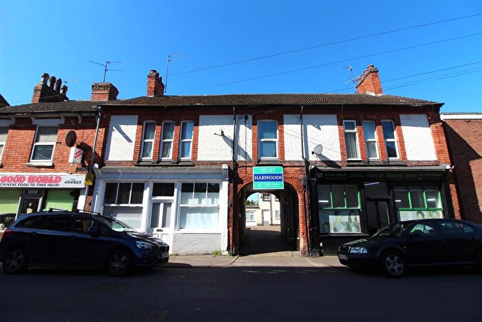 1 Bedroom Flat To Rent In Field Street, Kettering, NN16