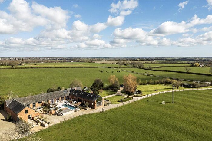 6 Bedroom House For Sale In Lenborough, Buckingham, MK18