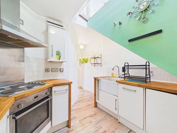 1 Bedroom Flat For Sale In Franklin Street, Hull, Hull, HU9