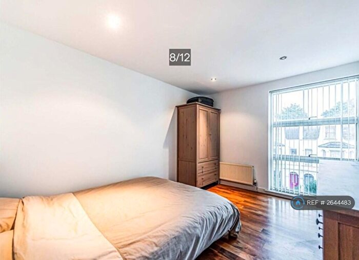2 Bedroom Flat To Rent In Albion Road, London, N16